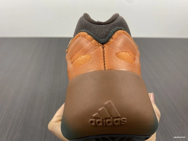 700 Boost Yeezy V3 GY4109 Adidas Copfade 0712